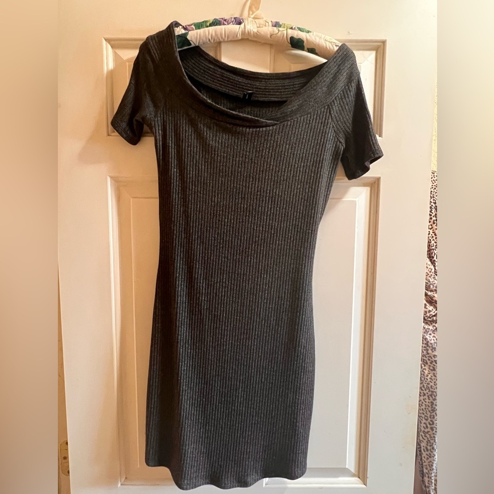 Great date night dress!